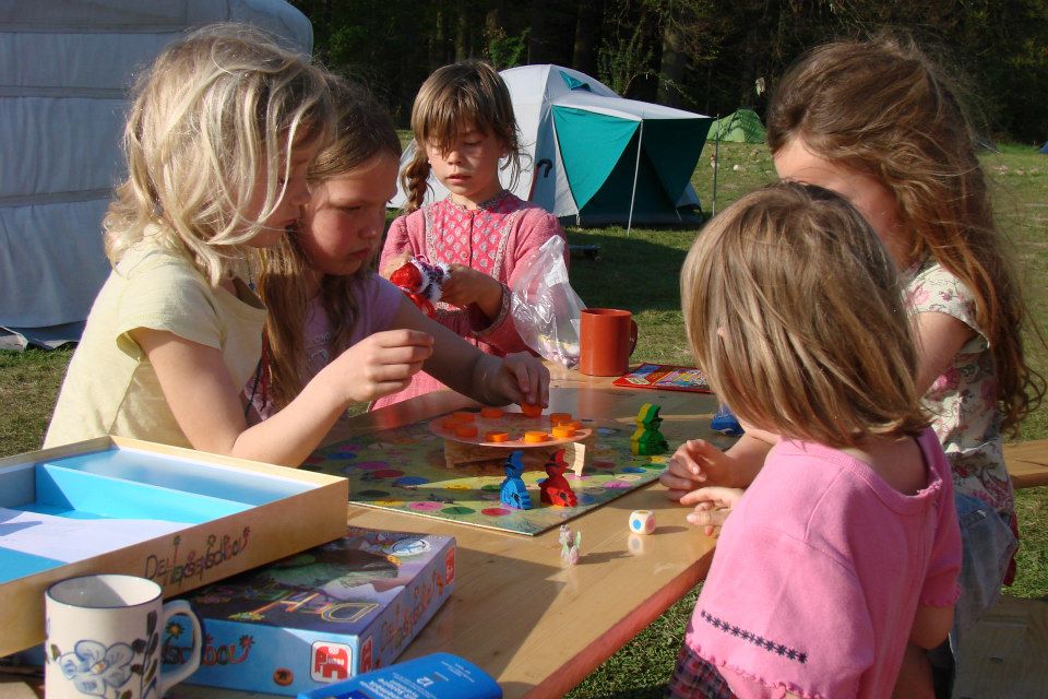 kinderenspelen.jpg